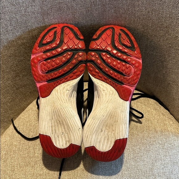 Nike Black and Pink Athletic Sneakers - Picture 3 of 3